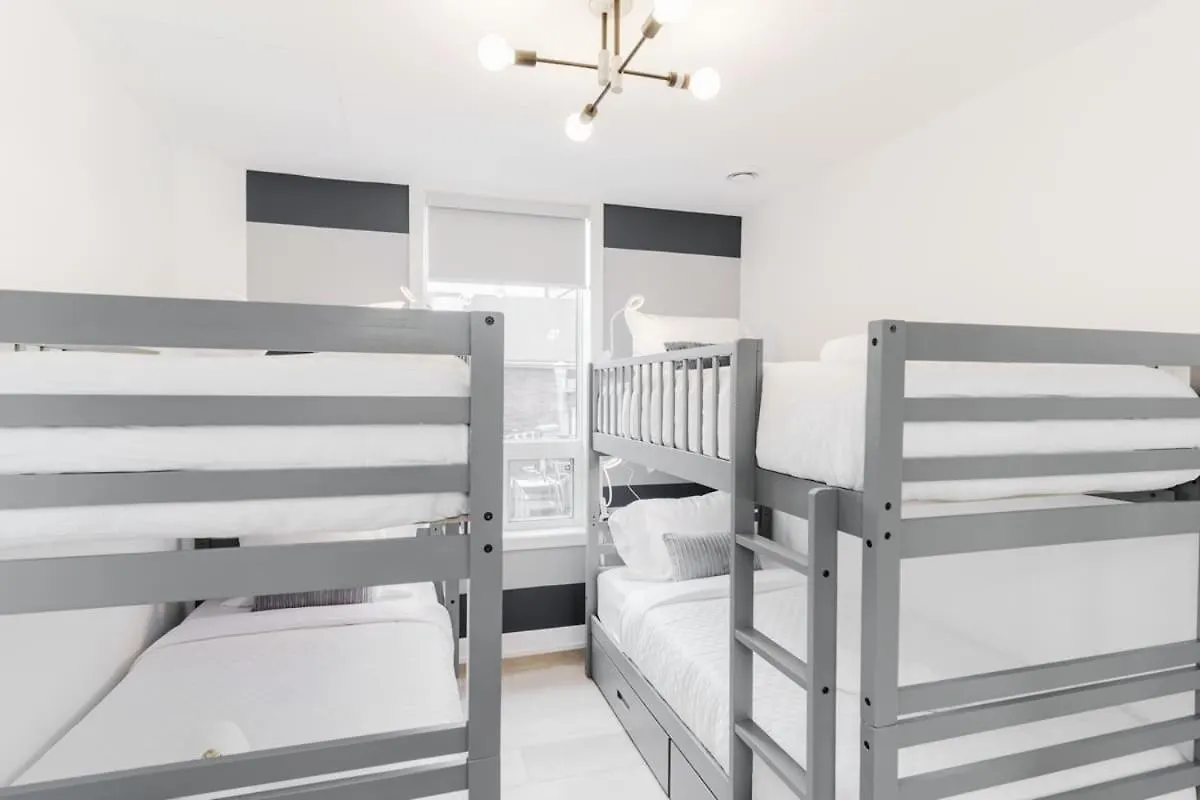 Hotel Luxury Suite W Patio Prime Location Toronto Kanada