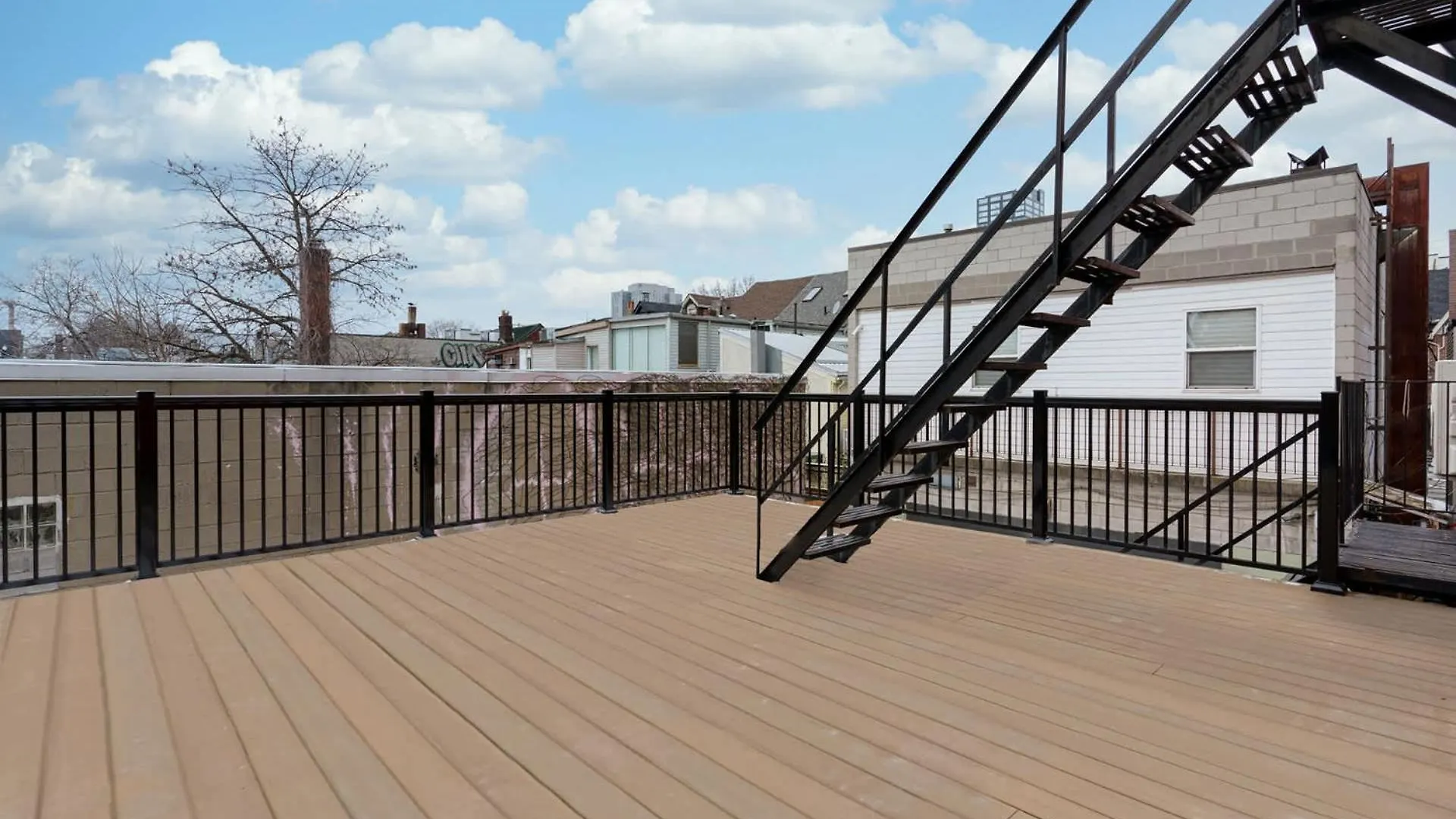 Luxury Suite W Patio Prime Location Toronto Kanada